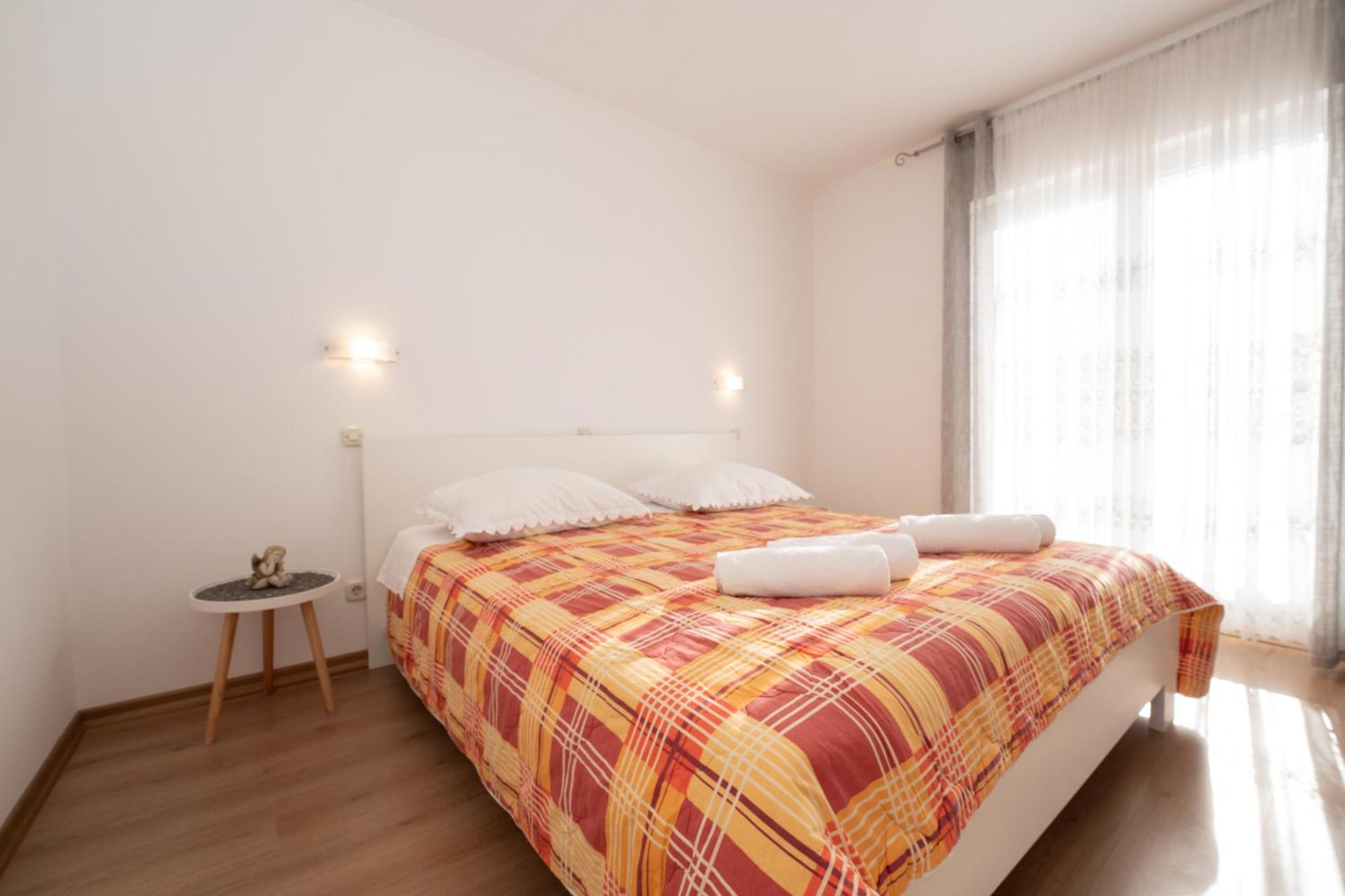 Apartments Biserka Novalja Extérieur photo