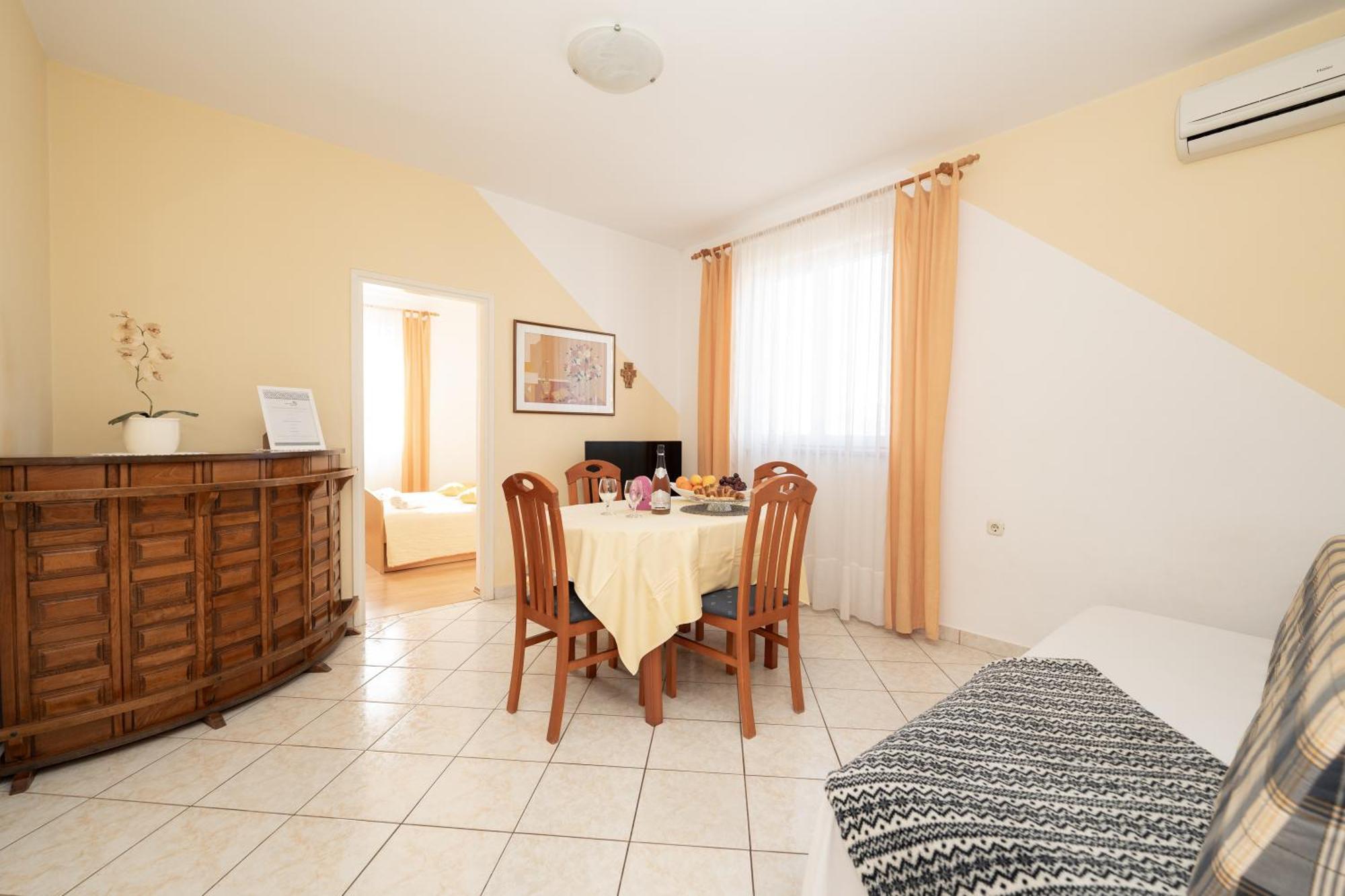 Apartments Biserka Novalja Extérieur photo