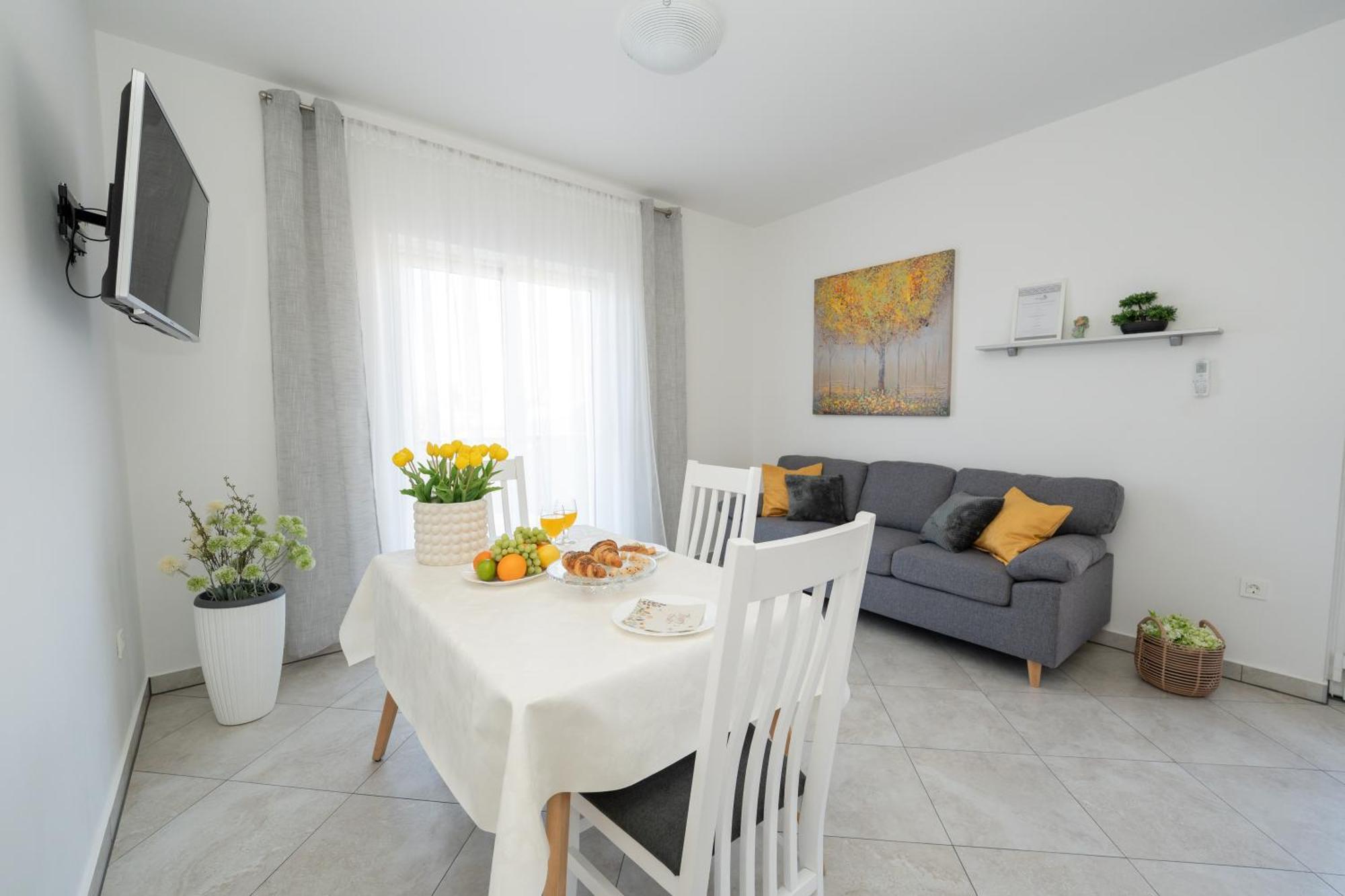 Apartments Biserka Novalja Extérieur photo